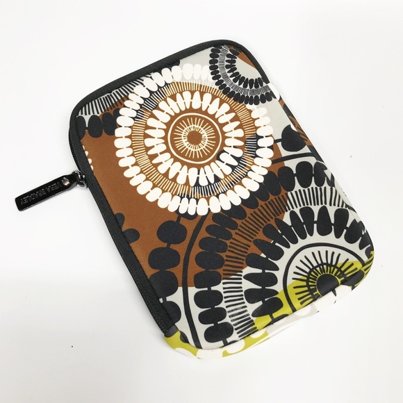 Vera Bradley eReader Tablet Zip Sleeve Pouch - Picture 3 of 3